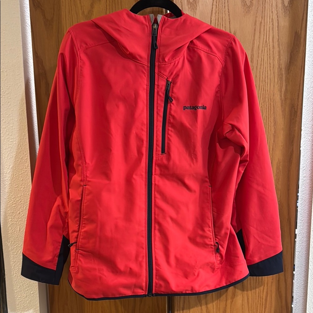 Patagonia is Levitation hoody size Large. Excellent like new condition.